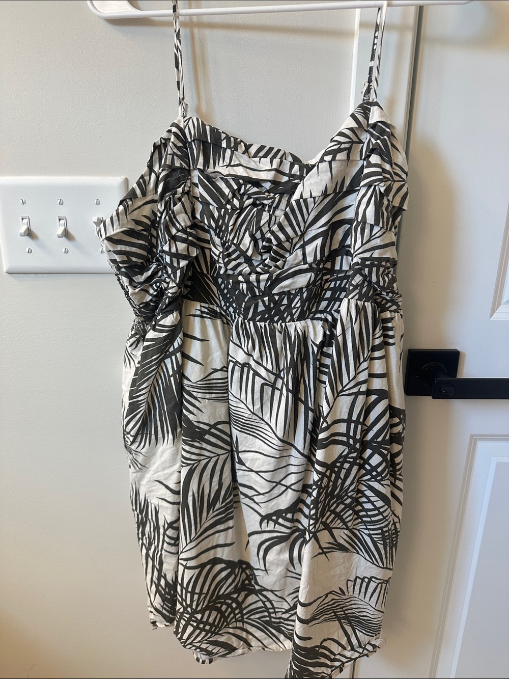 Deep Green and Cream Palm-Print Dress